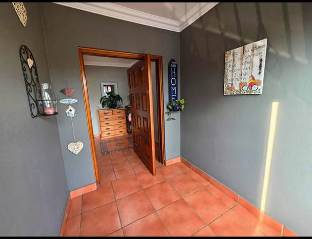 3 BEDROOM HOUSE FOR SALE IN GLEN MARAIS